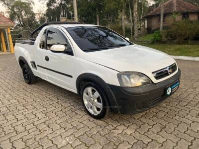 CHEVROLET - MONTANA - 2004/2005 - Branca - R$ 29.900,00