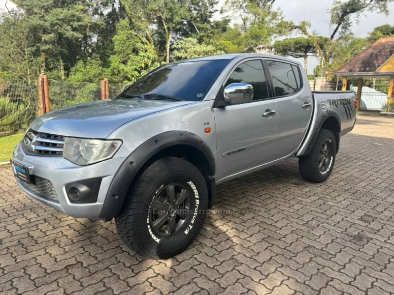 MITSUBISHI - L200 TRITON - 2014/2015 - Prata - Sob Consulta