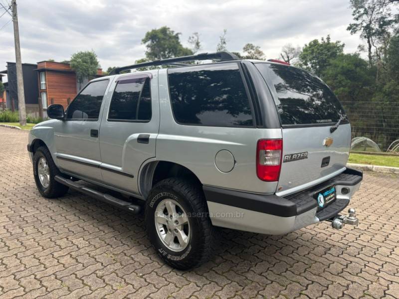 CHEVROLET - BLAZER - 2009/2009 - Prata - R$ 46.900,00