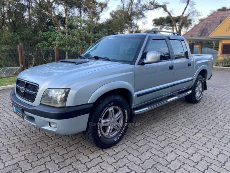 CHEVROLET - S10 - 2008/2008 - Prata - R$ 72.000,00