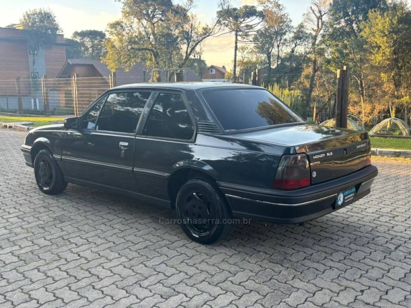 CHEVROLET - MONZA - 1995/1995 - Preta - Sob Consulta