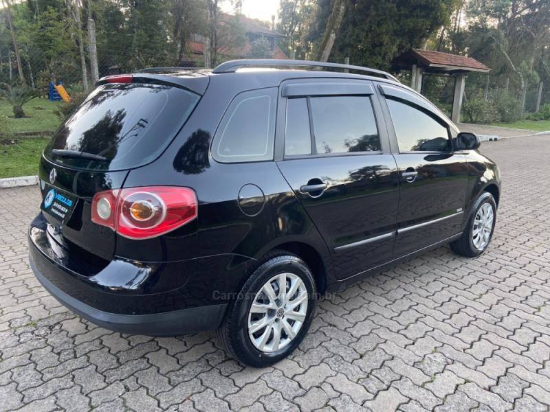 VOLKSWAGEN - SPACEFOX - 2007/2008 - Preta - R$ 33.900,00