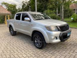 TOYOTA - HILUX - 2012/2012 - Prata - Sob Consulta