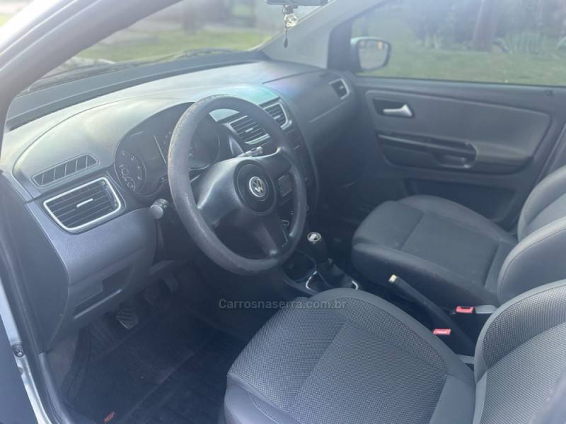 VOLKSWAGEN - FOX - 2009/2010 - Prata - Sob Consulta