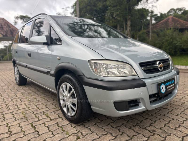 CHEVROLET - ZAFIRA - 2007/2008 - Prata - Sob Consulta