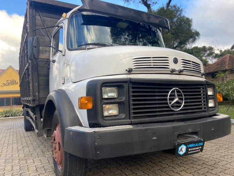 MERCEDES-BENZ - L-1113 - 1973/1983 - Branca - Sob Consulta