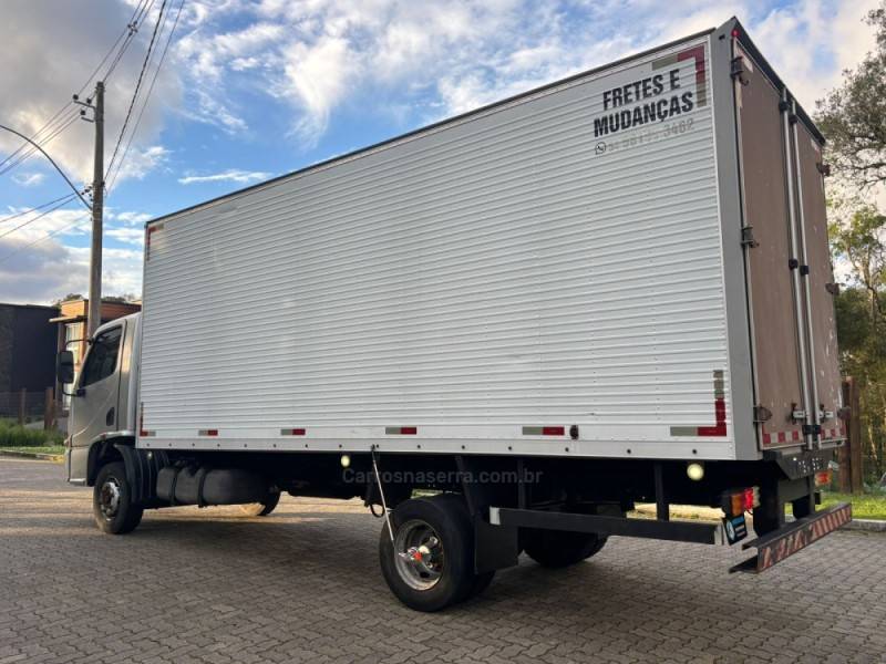 MERCEDES-BENZ - ACCELO 915 - 2004/2004 - Branca - R$ 160.000,00