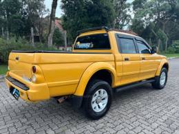 MITSUBISHI - L200 - 2004/2004 - Amarela - Sob Consulta