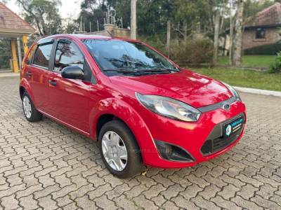 FORD - FIESTA - 2011/2012 - Vermelha - R$ 29.900,00