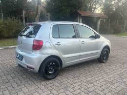 VOLKSWAGEN - FOX - 2009/2010 - Prata - Sob Consulta