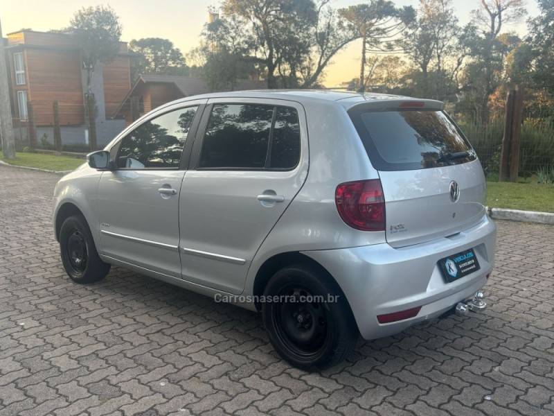 VOLKSWAGEN - FOX - 2009/2010 - Prata - Sob Consulta