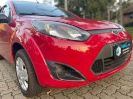 FORD - FIESTA - 2011/2012 - Vermelha - R$ 29.900,00