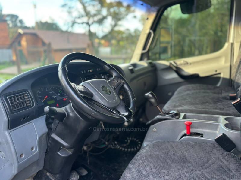 MERCEDES-BENZ - ACCELO 915 - 2004/2004 - Branca - R$ 160.000,00