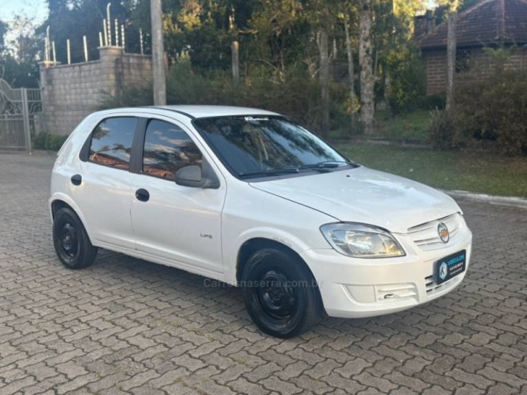 CHEVROLET - CELTA - 2006/2007 - Branca - Sob Consulta