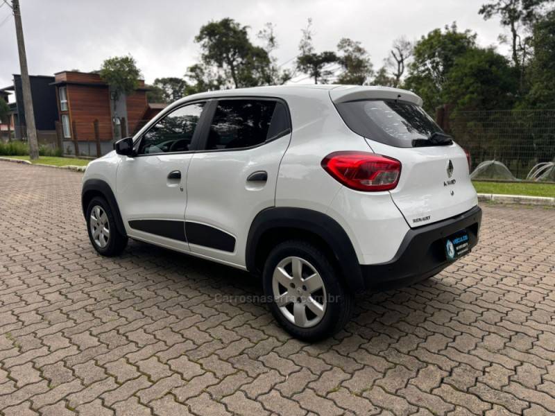 RENAULT - KWID - 2018/2019 - Branca - R$ 42.900,00