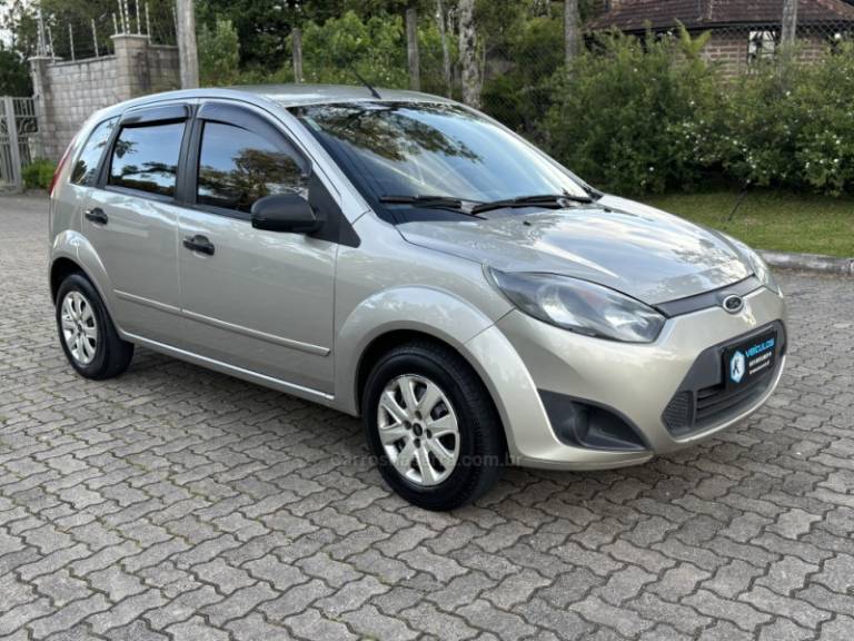 FORD - FIESTA - 2013/2013 - Prata - Sob Consulta