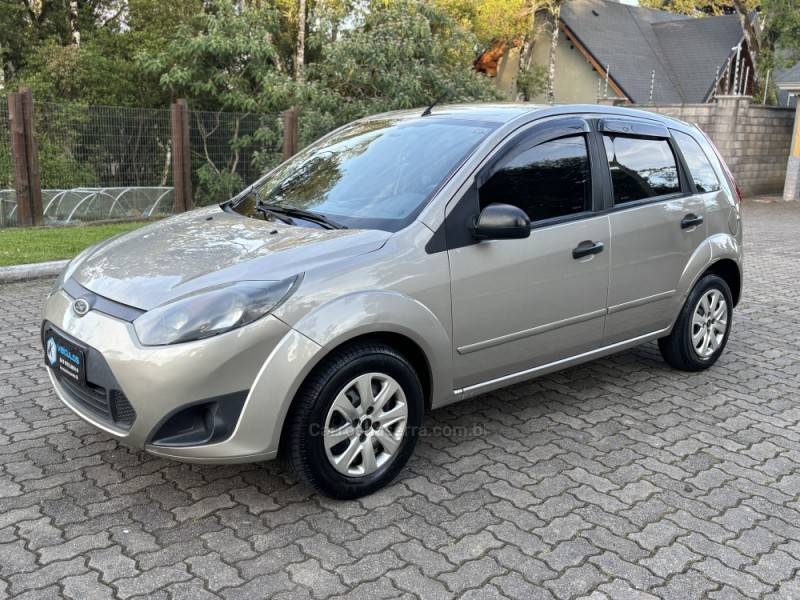 FORD - FIESTA - 2013/2013 - Prata - Sob Consulta