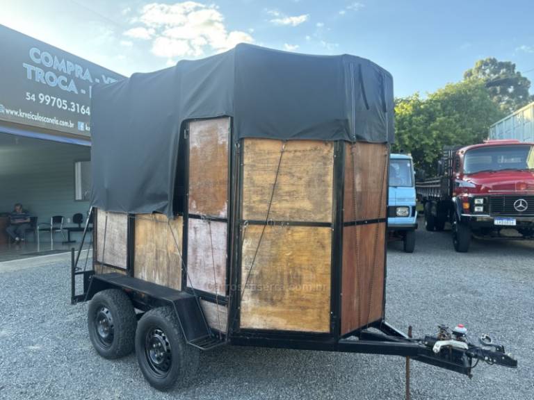 OUTRAS - REBOQUE - 2024/2024 - Marrom - Sob Consulta