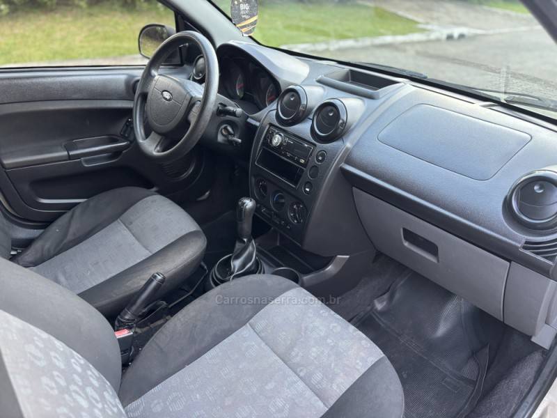 FORD - FIESTA - 2013/2013 - Prata - Sob Consulta